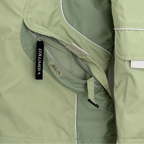 Columbia Jacket Size M - Picture 6 of 8
